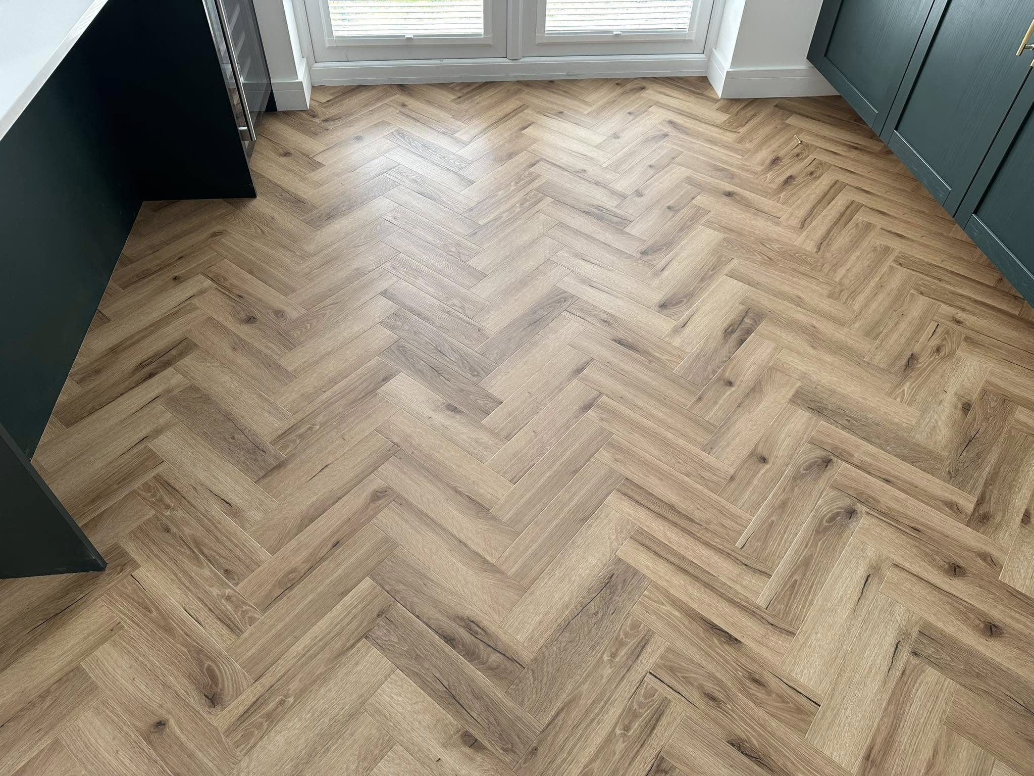 Old English Oak - Textures LVT
